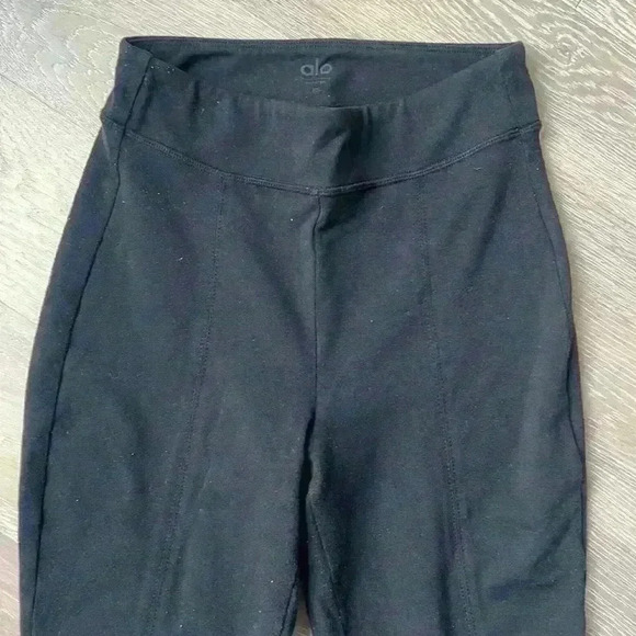 Alo Yoga High Waist Flutter Legging Black - Picture 9 of 11